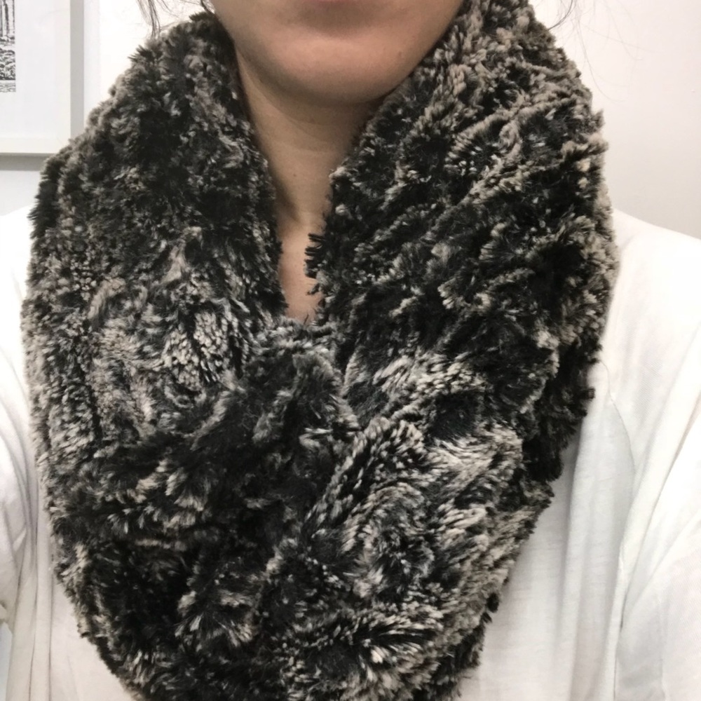 Club Monaco Faux Fur Circle Scarf